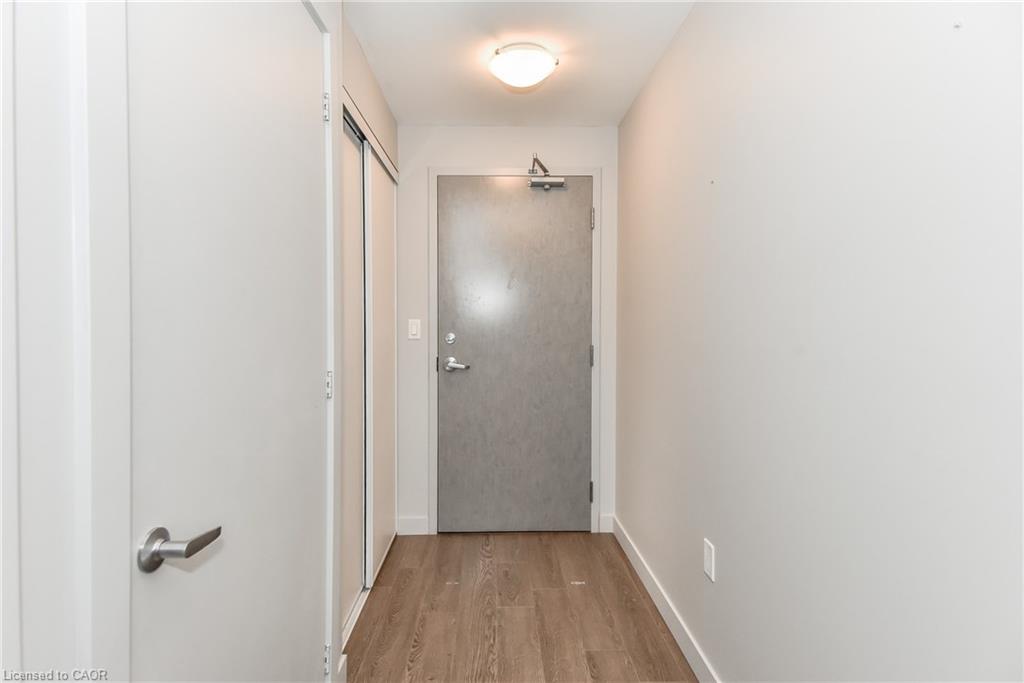 601-150 Water Street N Property Photo 4