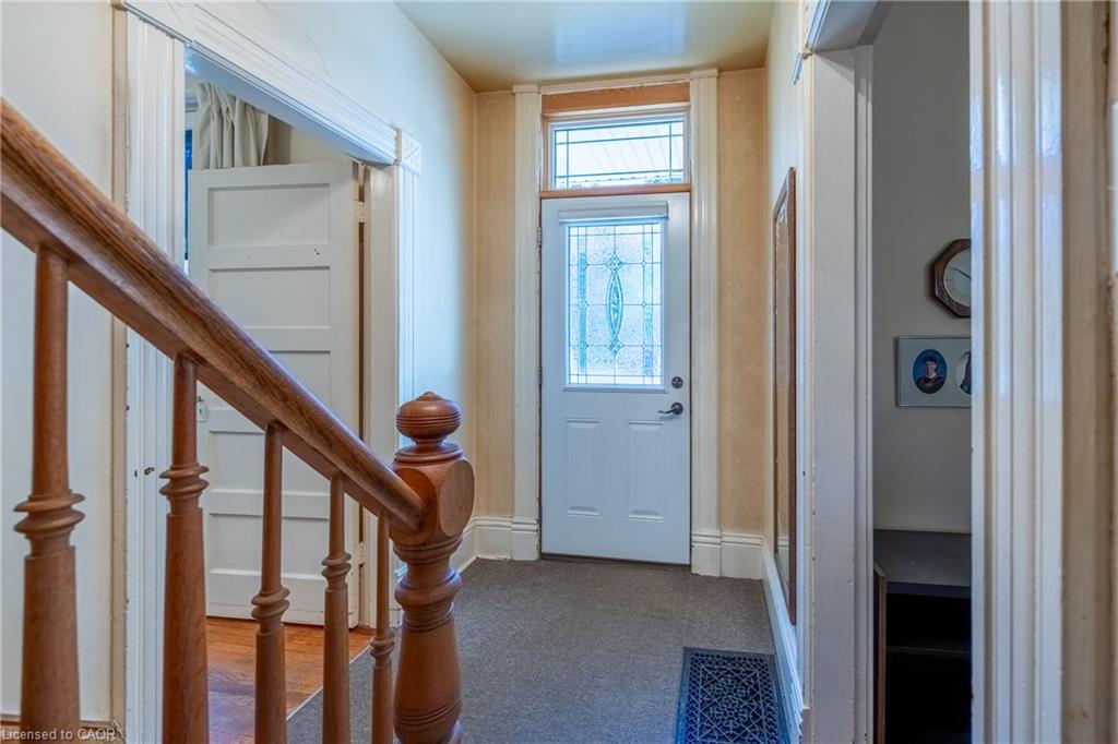 33 Palmerston Avenue Property Photo 6