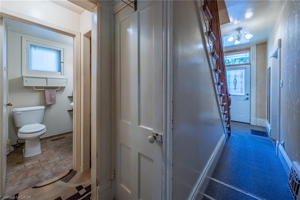 33 Palmerston Avenue Property Photo 17