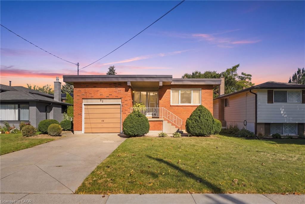32 San Fernando Drive Property Photo 1
