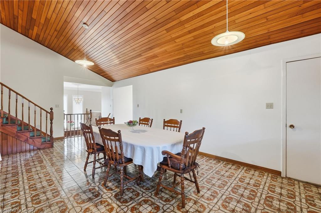 32 San Fernando Drive Property Photo 16
