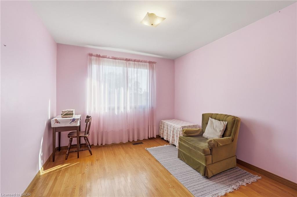 32 San Fernando Drive Property Photo 18