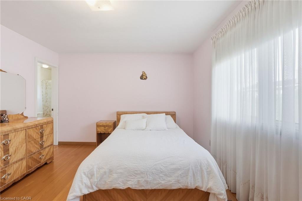 32 San Fernando Drive Property Photo 23