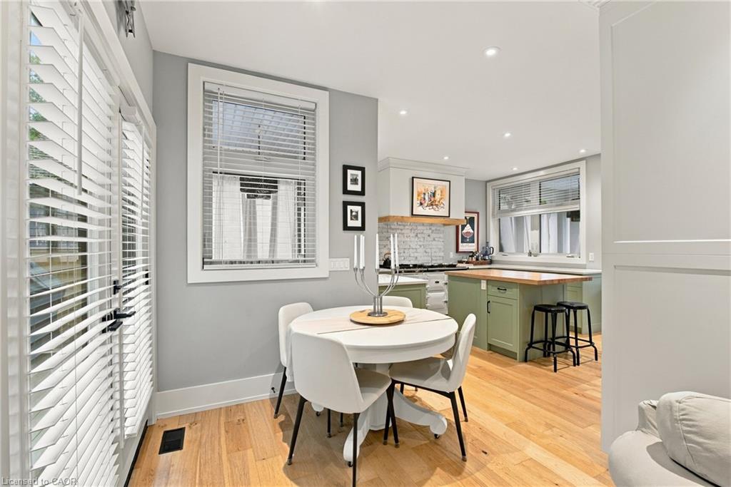 11 Wilberforce Avenue Property Photo 17