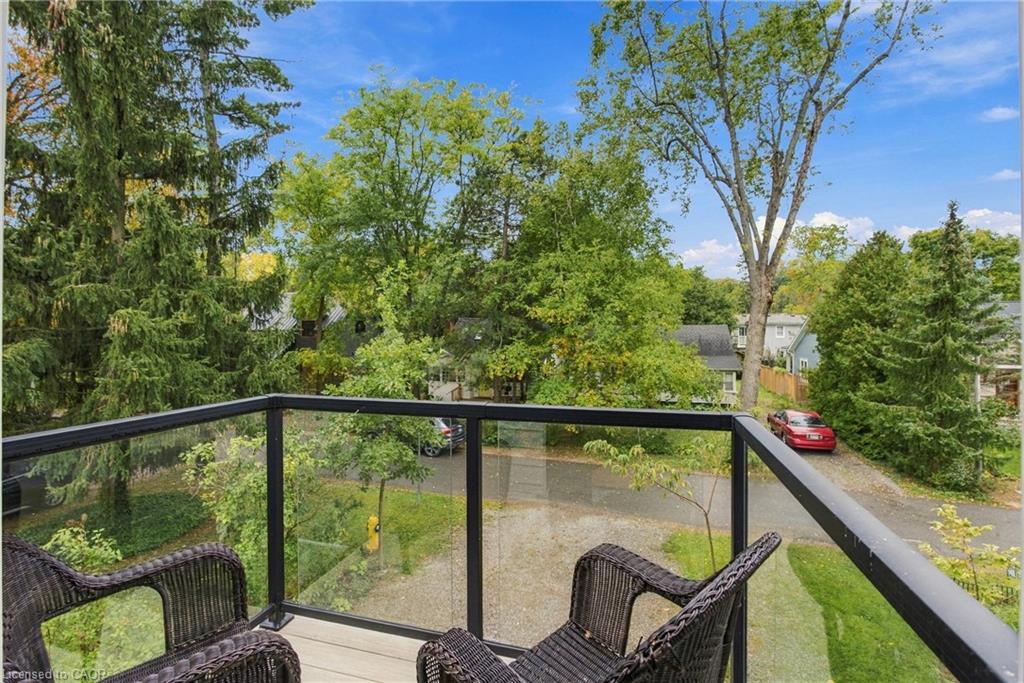 11 Wilberforce Avenue Property Photo 32