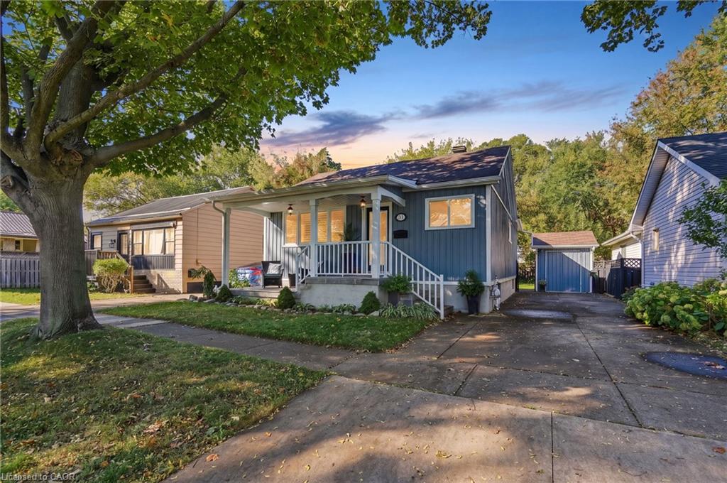 31 Shakespeare Avenue Property Photo 3