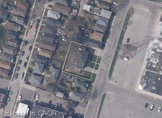 329 Strathearne Avenue Property Photo 4