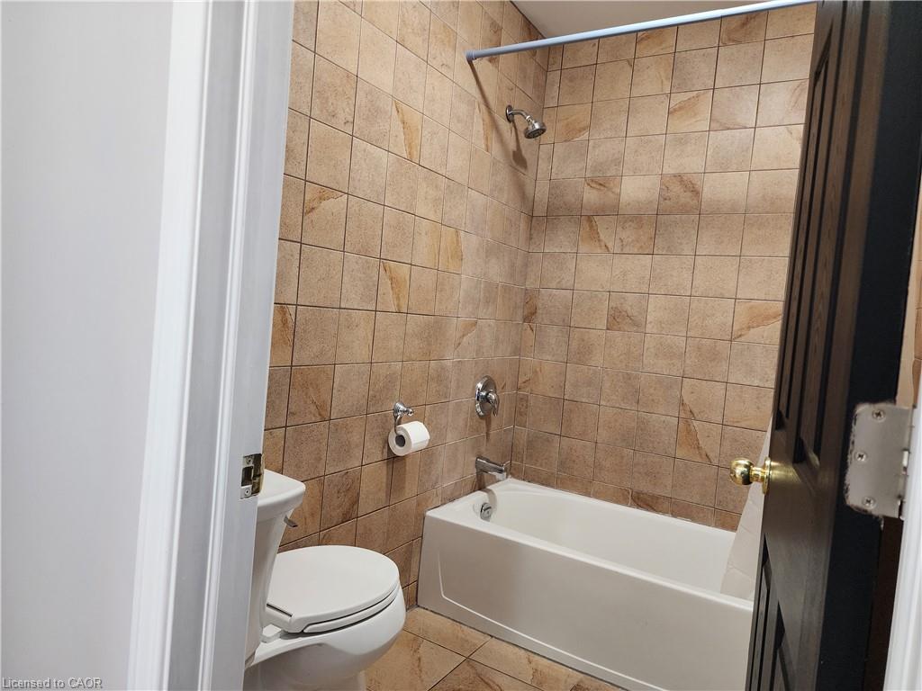 4-209 West Street Property Photo 12