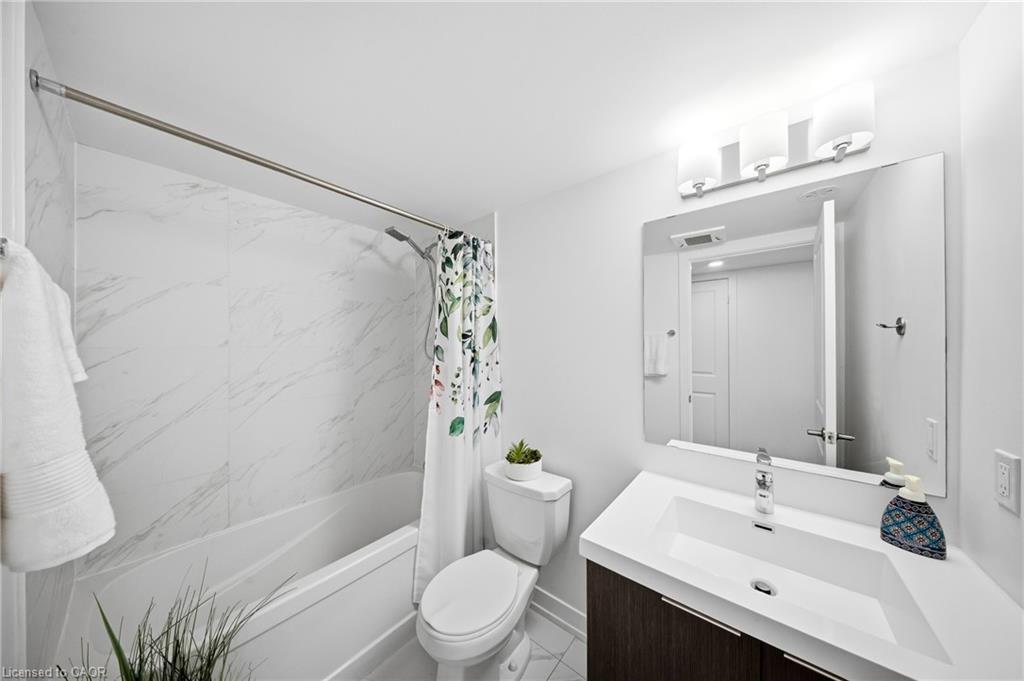 117-3078 Sixth Line Property Photo 21