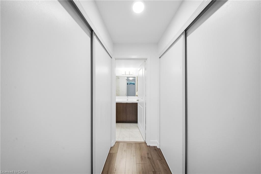 117-3078 Sixth Line Property Photo 29