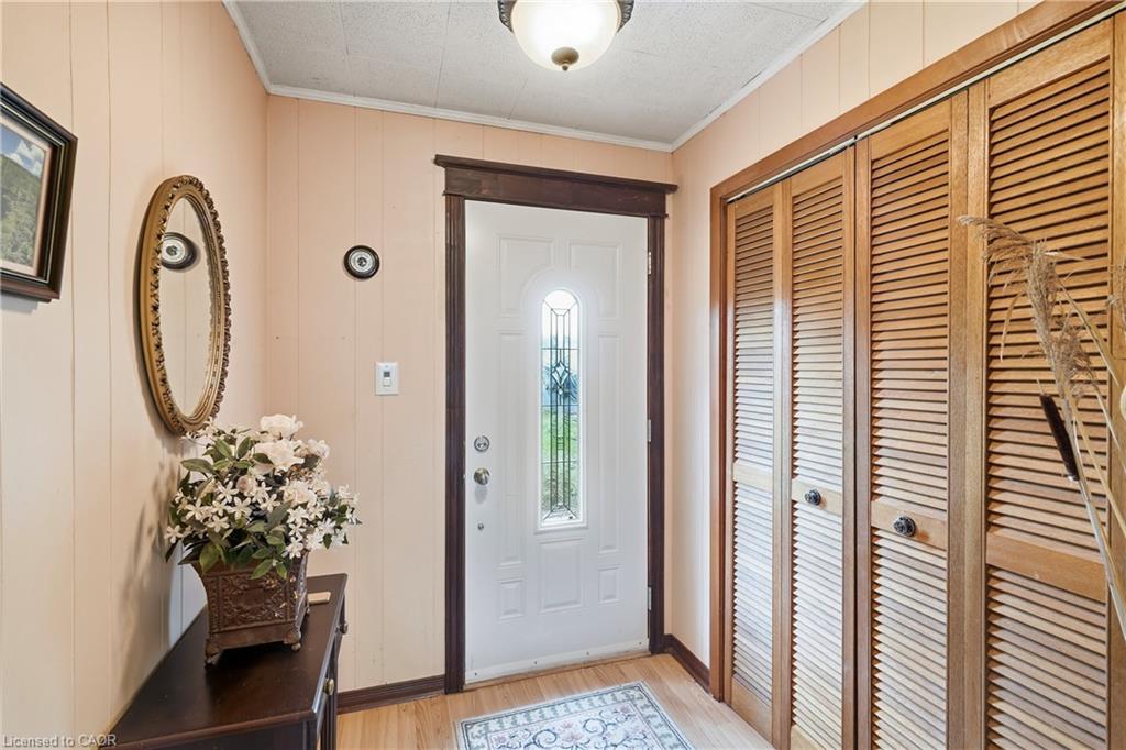 240 Canboro Road Property Photo 5