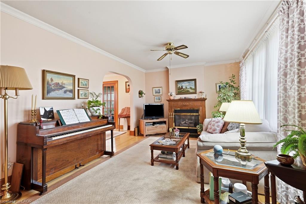 240 Canboro Road Property Photo 6