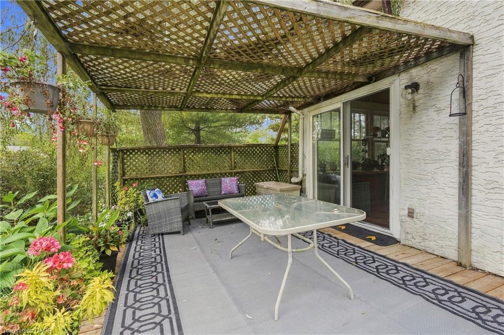 240 Canboro Road Property Photo 19