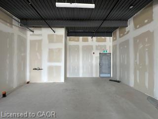 202-1038 Garner Road W Property Photo 24