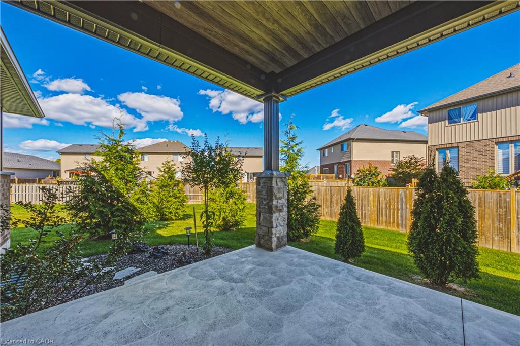 23-24 Craddock Boulevard Property Photo 16