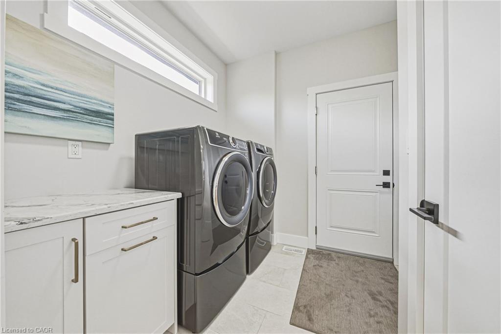 23-24 Craddock Boulevard Property Photo 24