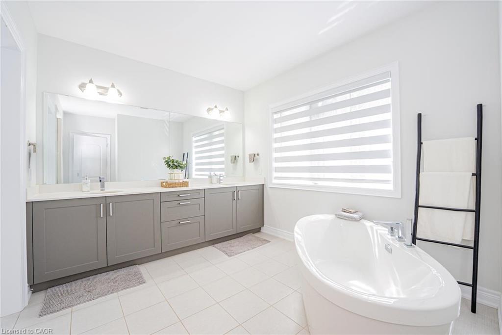 10 Daisy Meadow Crescent Property Photo 26
