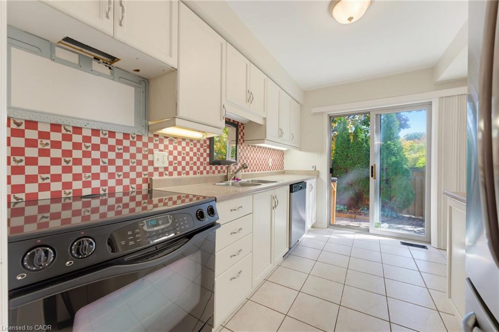 29-1276 Silvan Forest Drive Property Photo 12