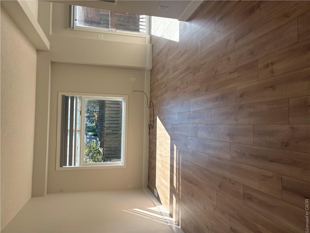 52 Olivia Place Property Photo 4