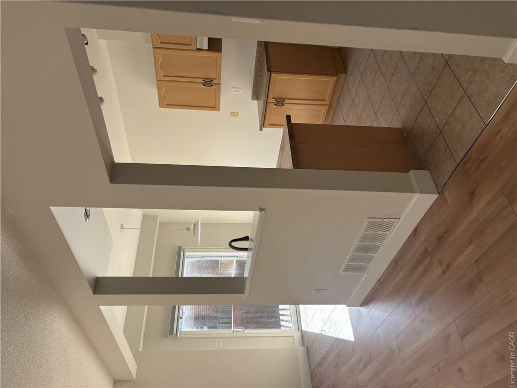 52 Olivia Place Property Photo 5