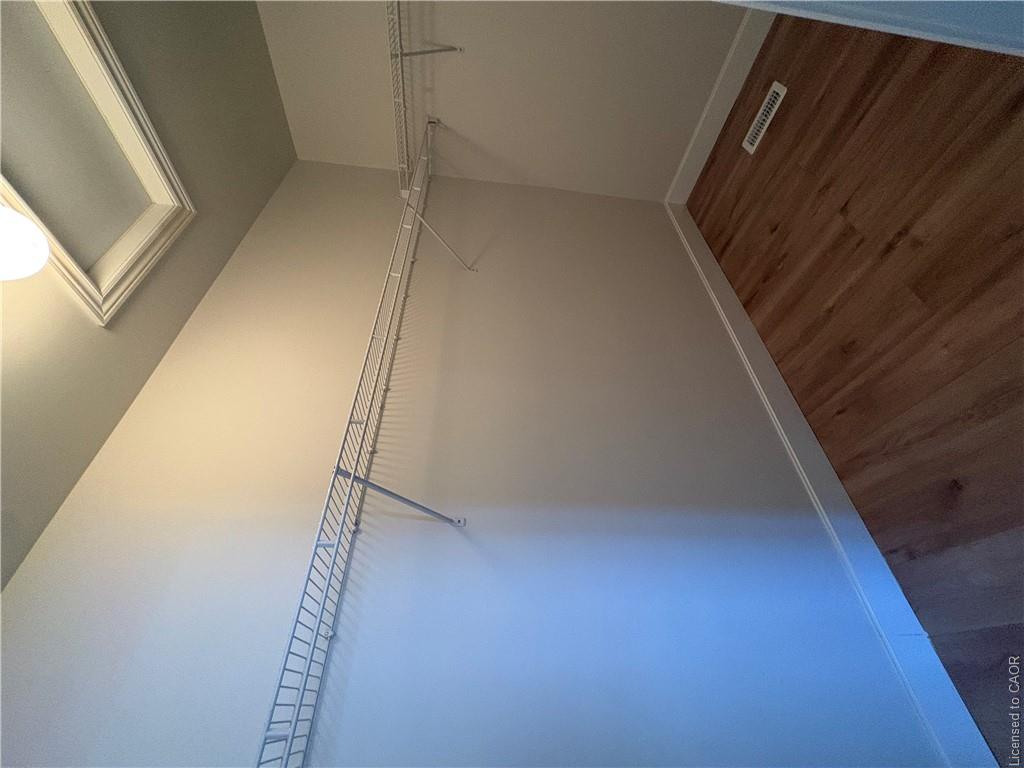 52 Olivia Place Property Photo 10