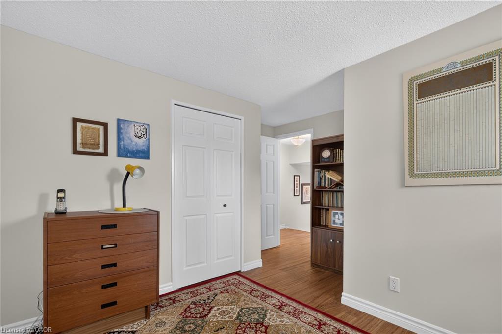 2482 Windjammer Road E Property Photo 27
