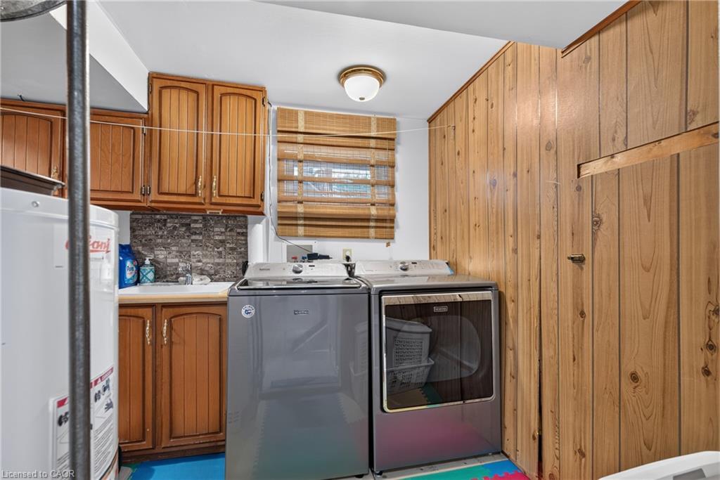2482 Windjammer Road E Property Photo 36