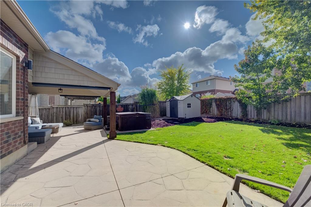 102 Schweitzer Crescent Property Photo 42