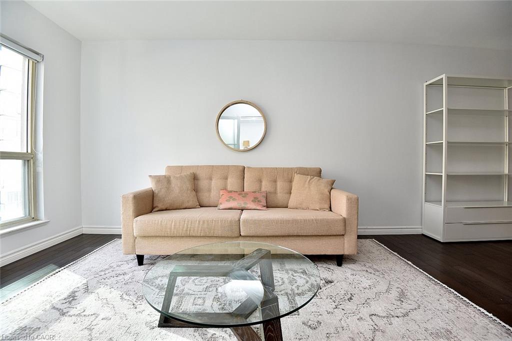 1611-25 The Esplanade Property Photo 9