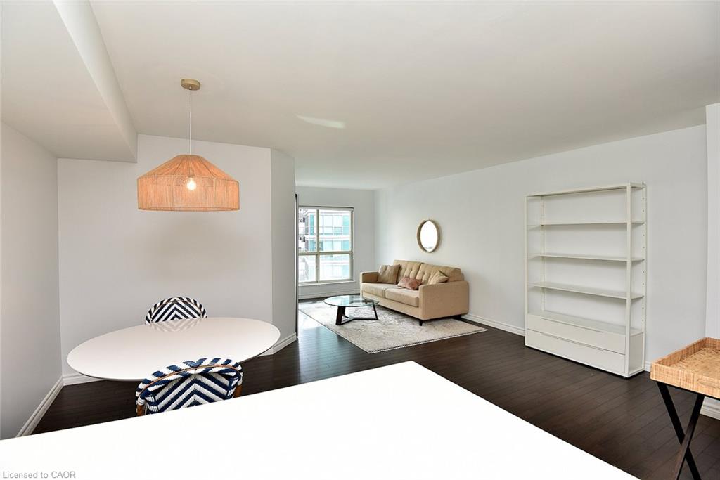1611-25 The Esplanade Property Photo 17