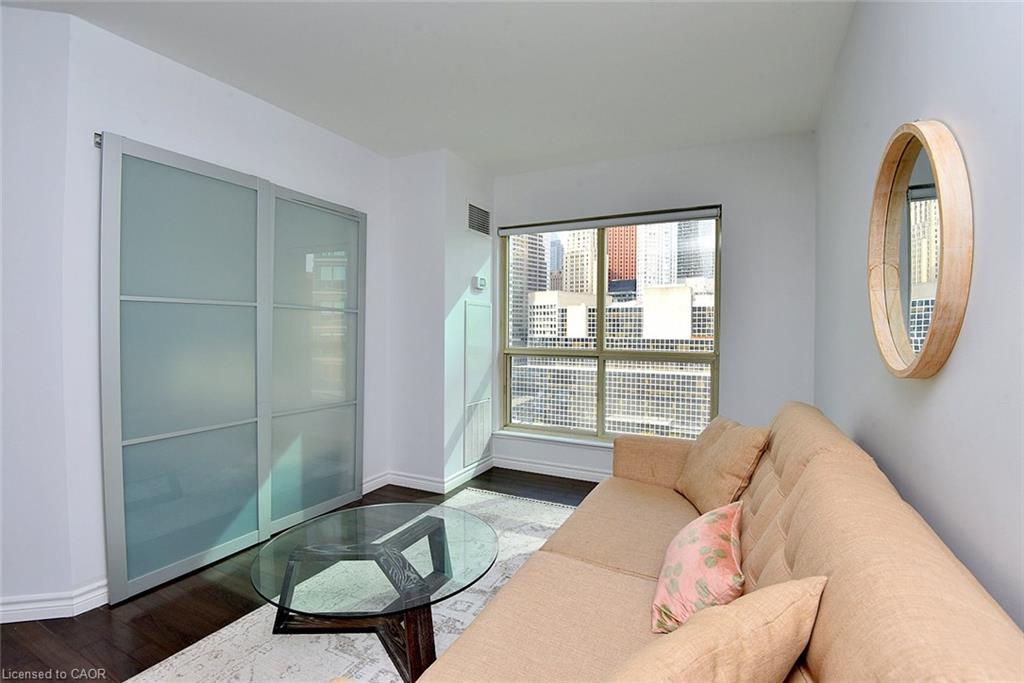 1611-25 The Esplanade Property Photo 18