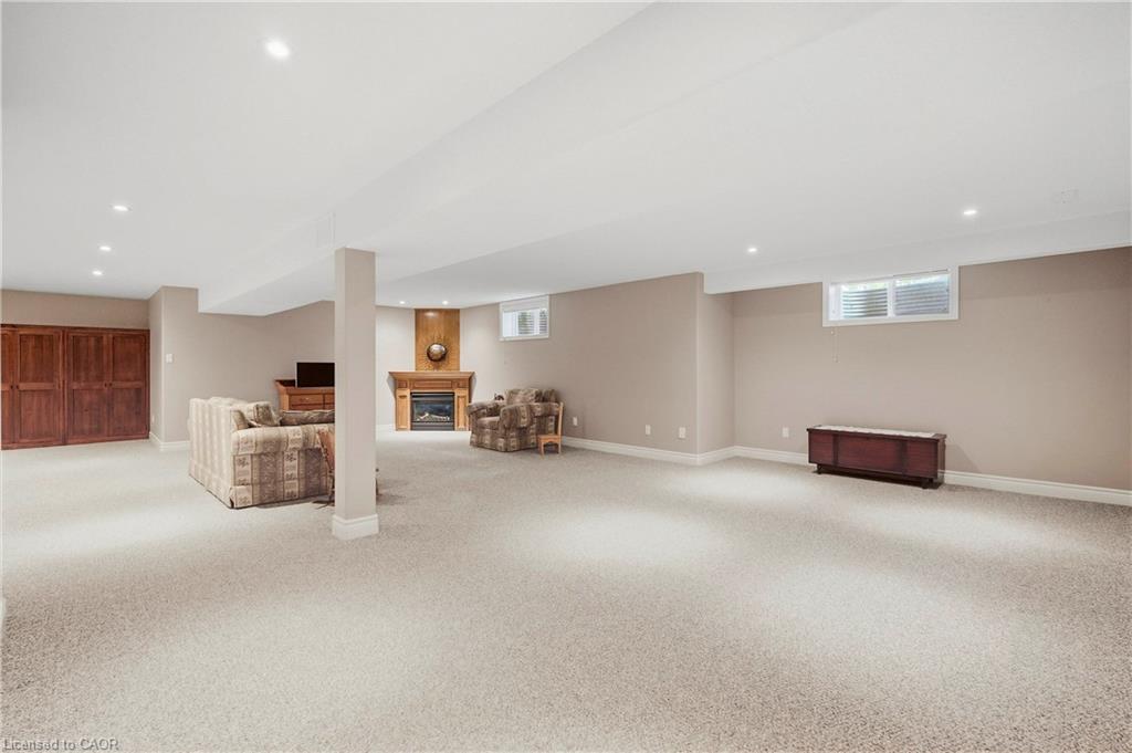 12 Welwood Avenue Property Photo 29