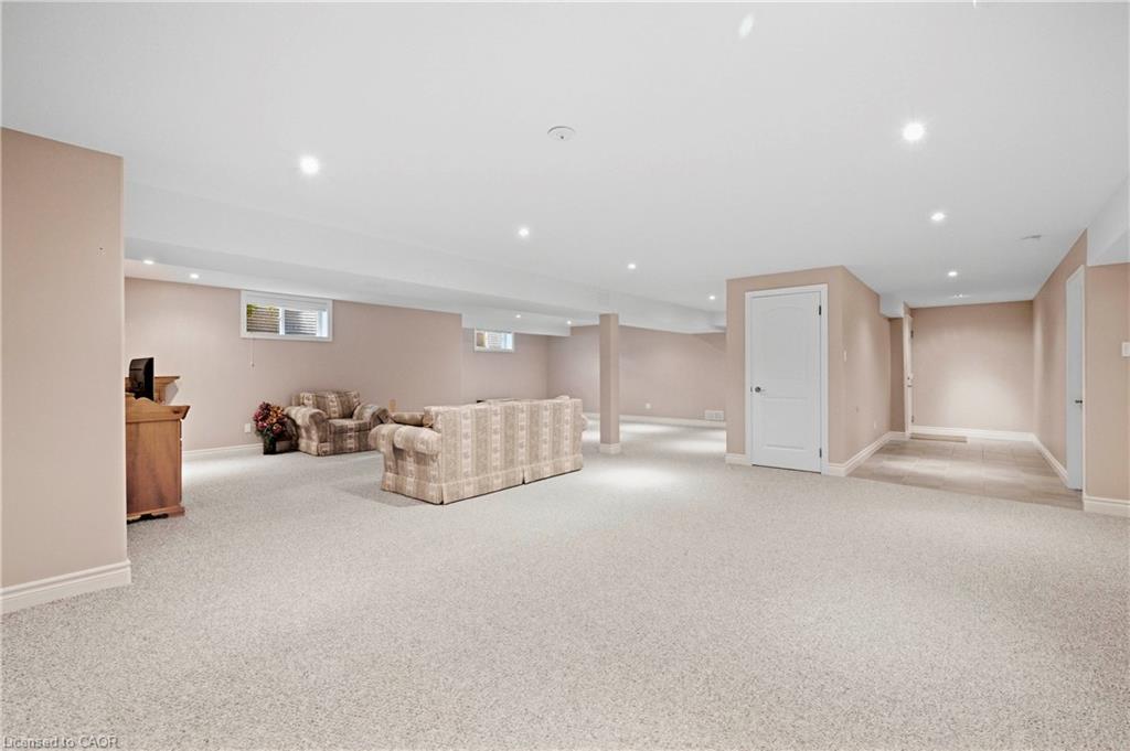 12 Welwood Avenue Property Photo 33