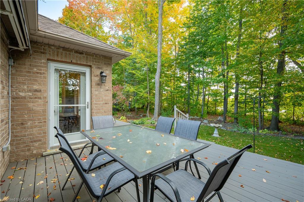12 Welwood Avenue Property Photo 36