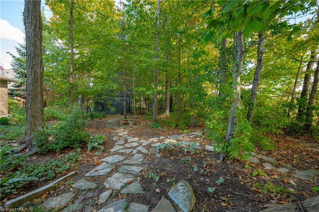 12 Welwood Avenue Property Photo 41
