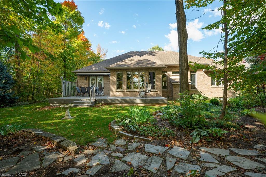 12 Welwood Avenue Property Photo 43