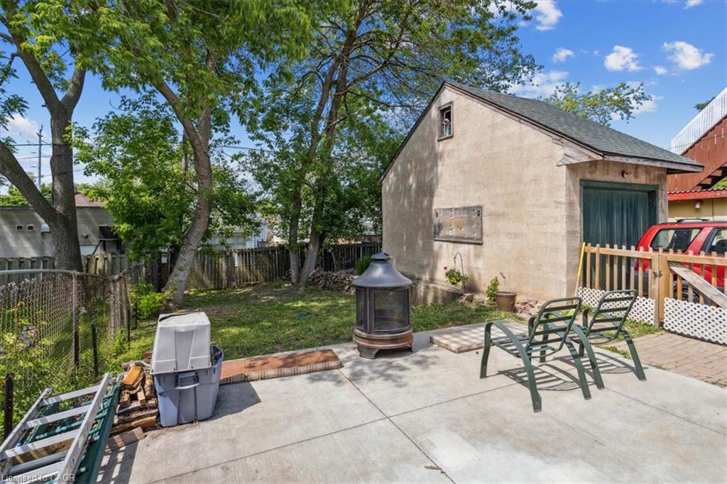 33 North Street Property Photo 23
