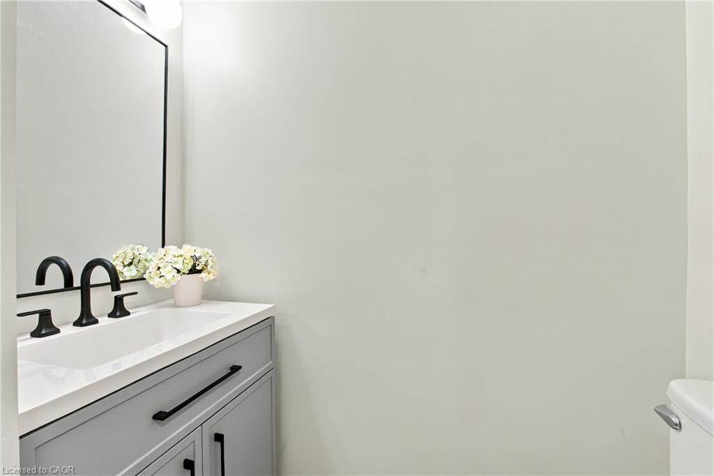 37-151 Linwell Road Property Photo 16