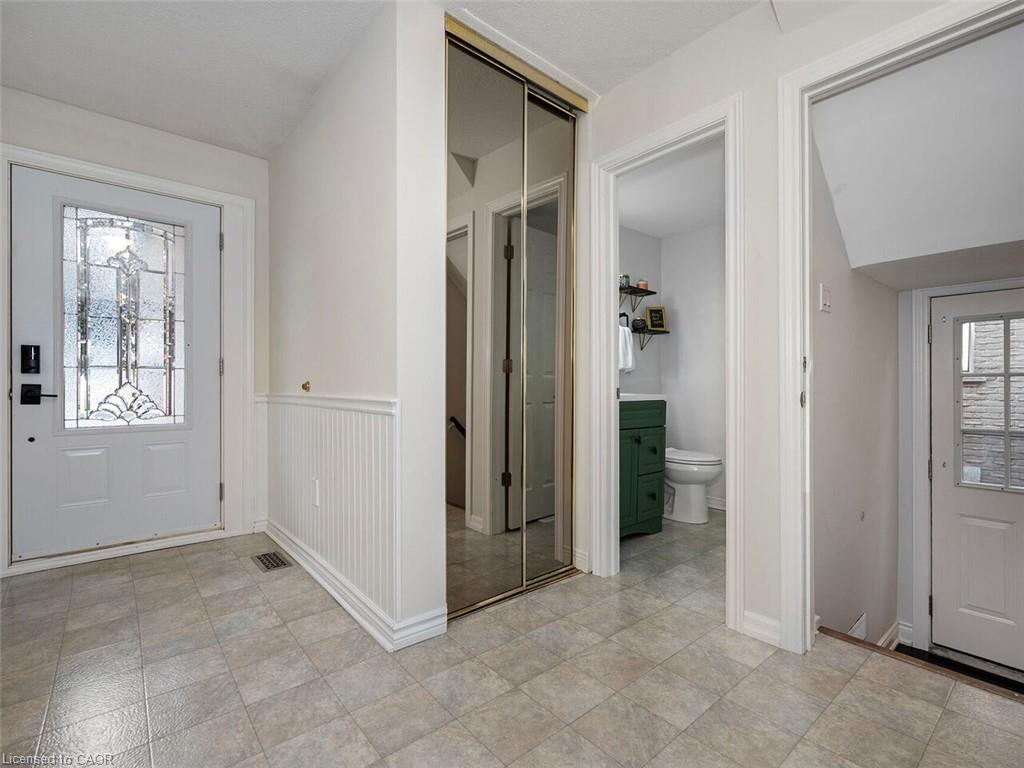 74 Maiden Lane Property Photo 21