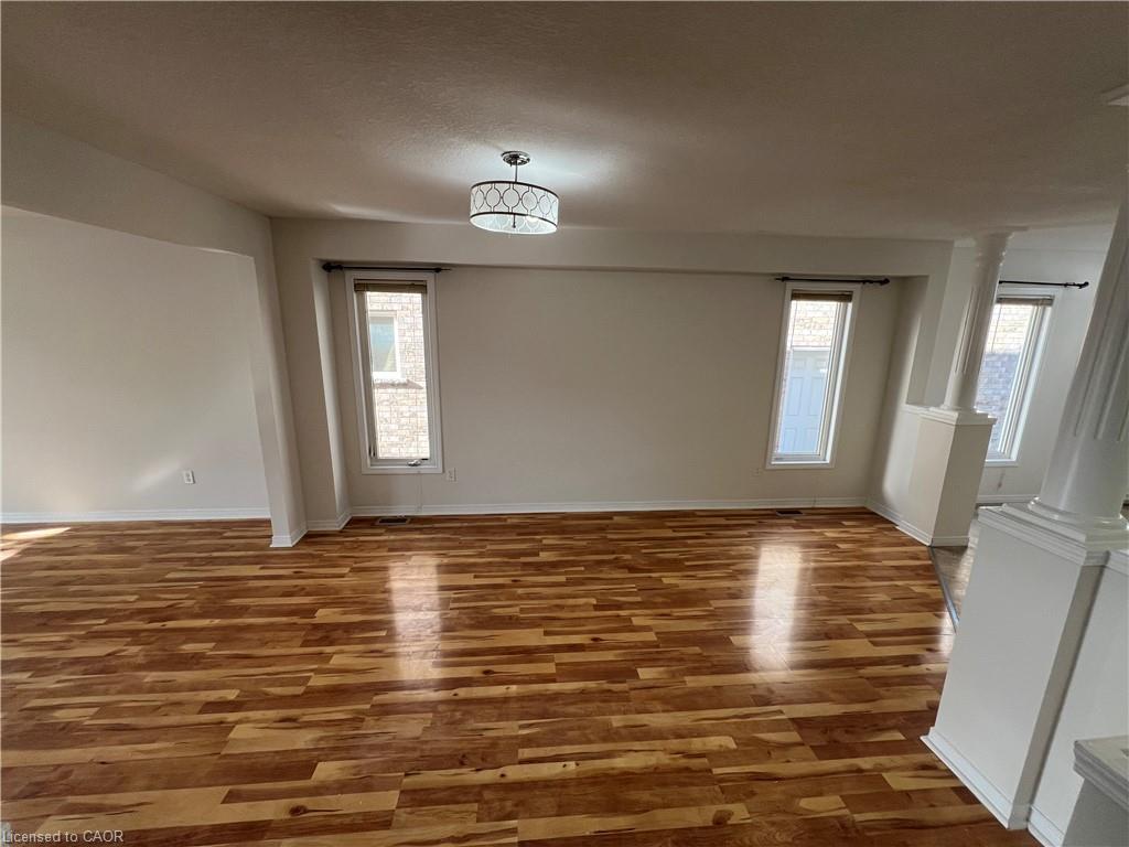 14 Iron Gate Street Property Photo 3