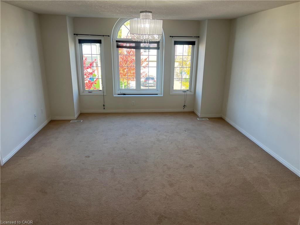 14 Iron Gate Street Property Photo 8
