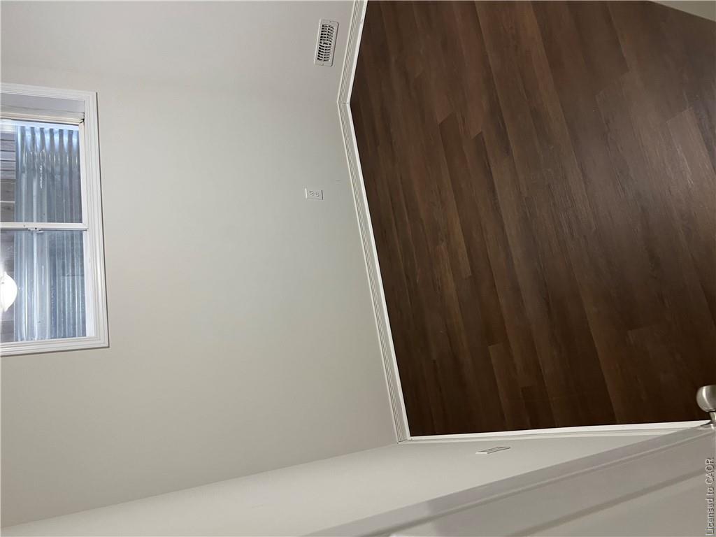 14 Iron Gate Street Property Photo 6