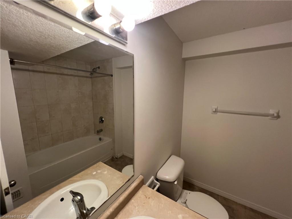 14 Iron Gate Street Property Photo 7