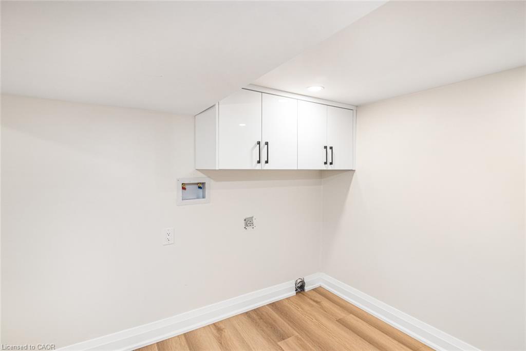 250 Rosslyn Avenue N Property Photo 28