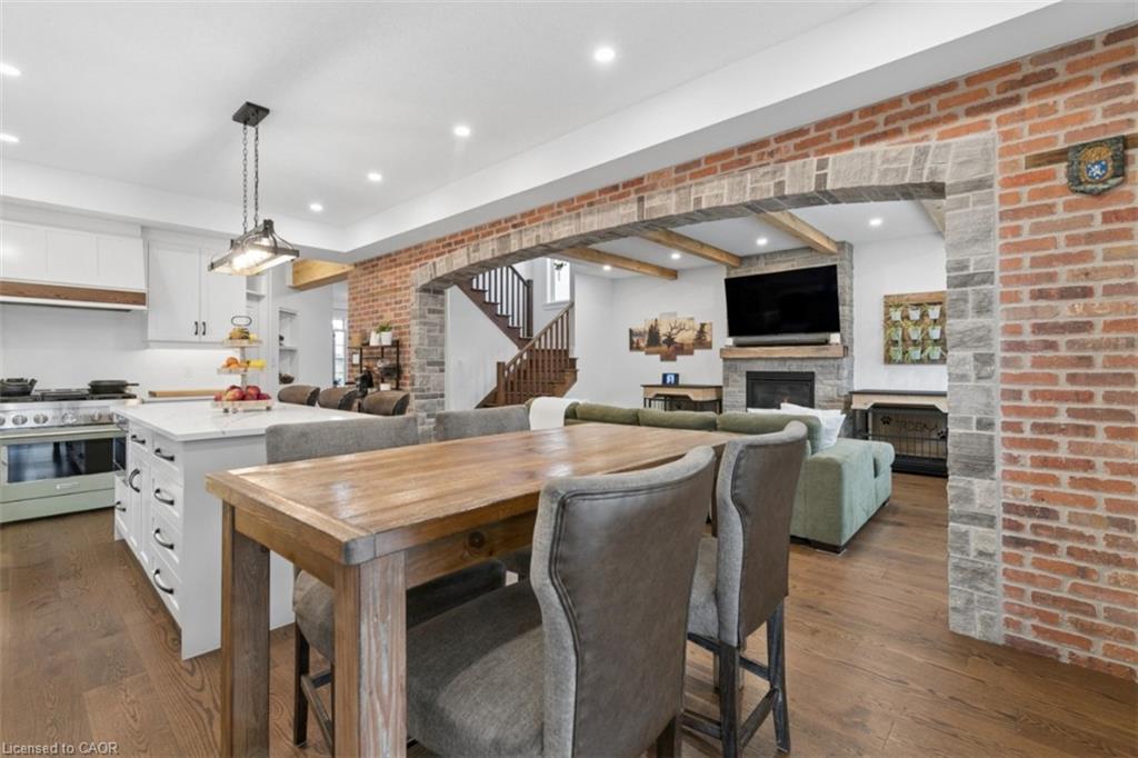 160 Walsh Street Property Photo 10
