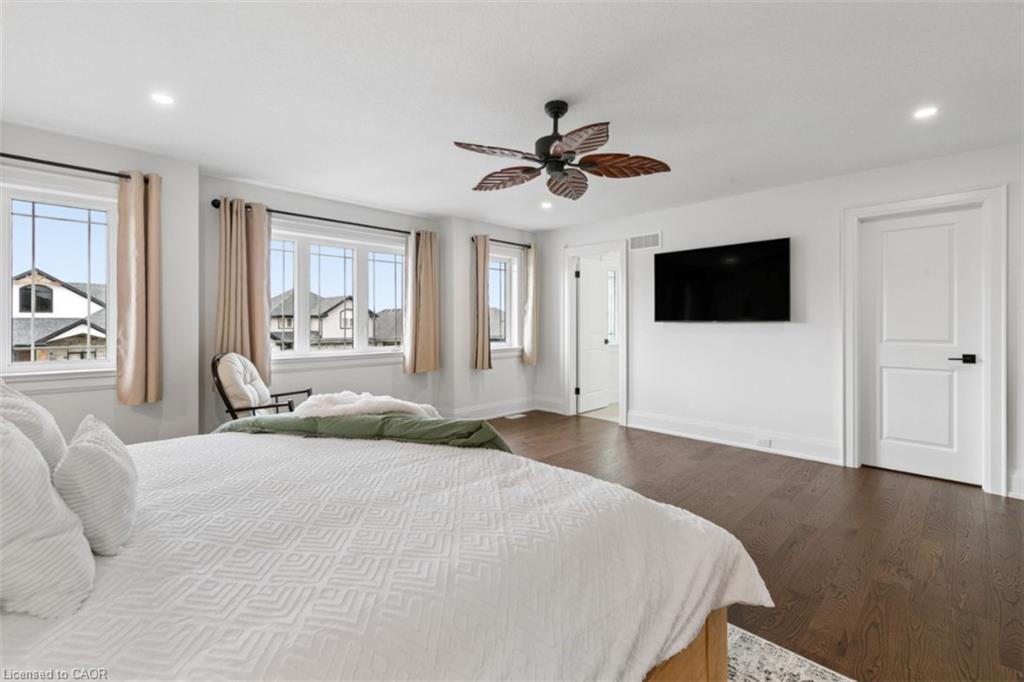 160 Walsh Street Property Photo 16