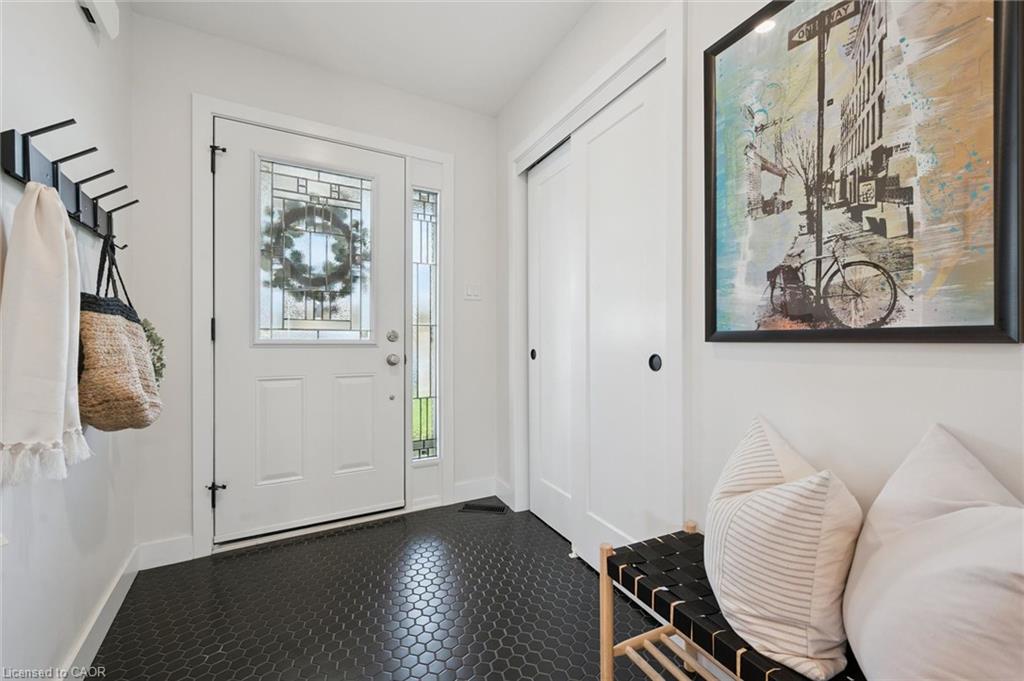 6 Branwood Place Property Photo 4