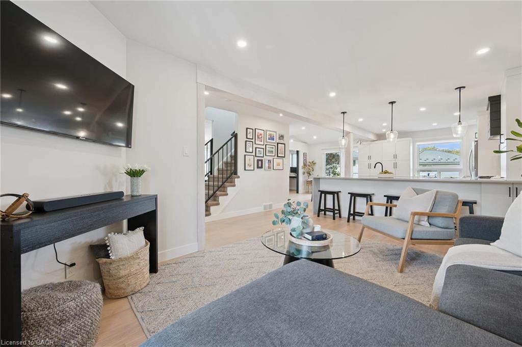 6 Branwood Place Property Photo 5