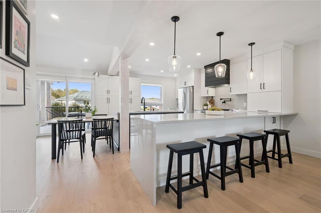 6 Branwood Place Property Photo 8
