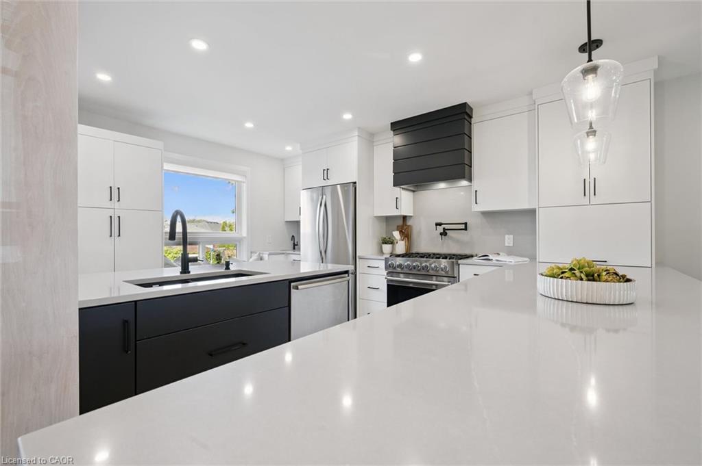 6 Branwood Place Property Photo 9